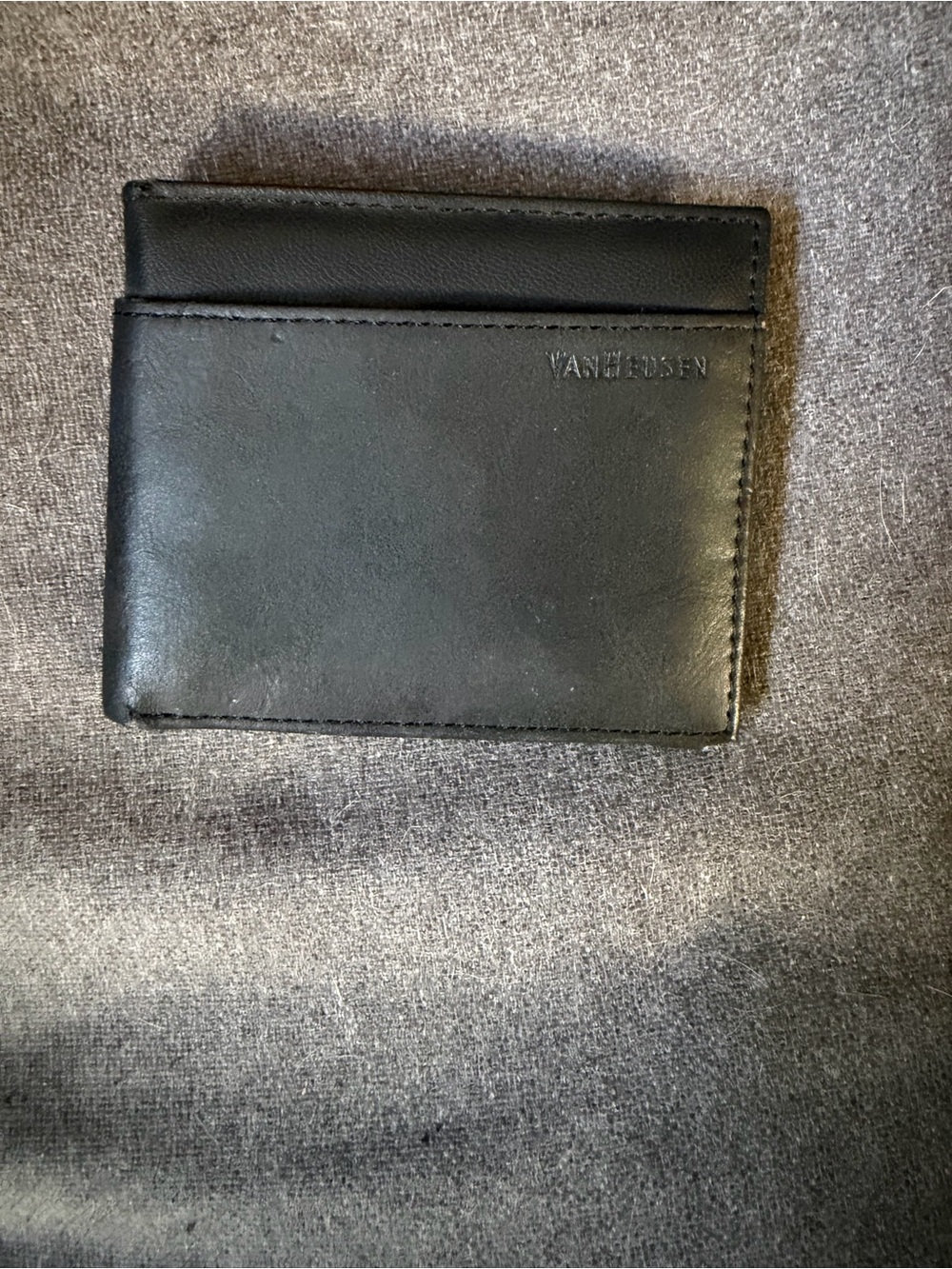 Van Heusen Black Slim Leather Card Holder Wallet NWOT